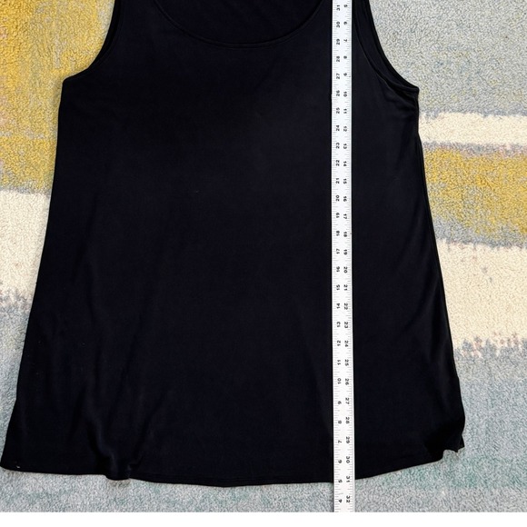Eileen Fisher 100% Silk Tank Top L Black Sleeveless Minimalist Quiet Luxury Chic - Picture 8 of 9